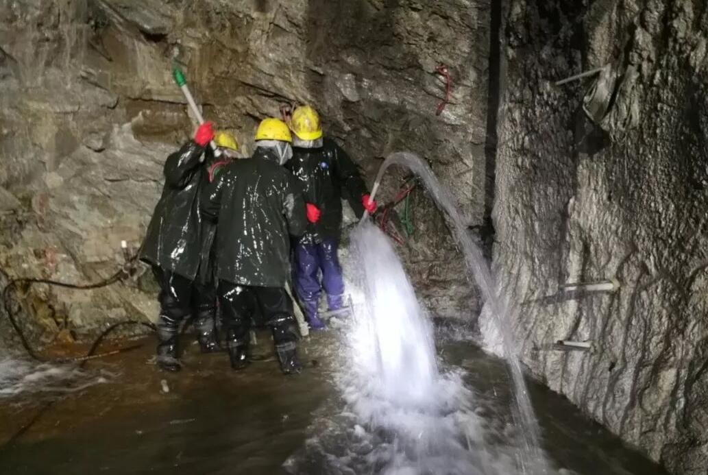 MHLS高压水阻柜在铁路隧道排水离心泵的应用